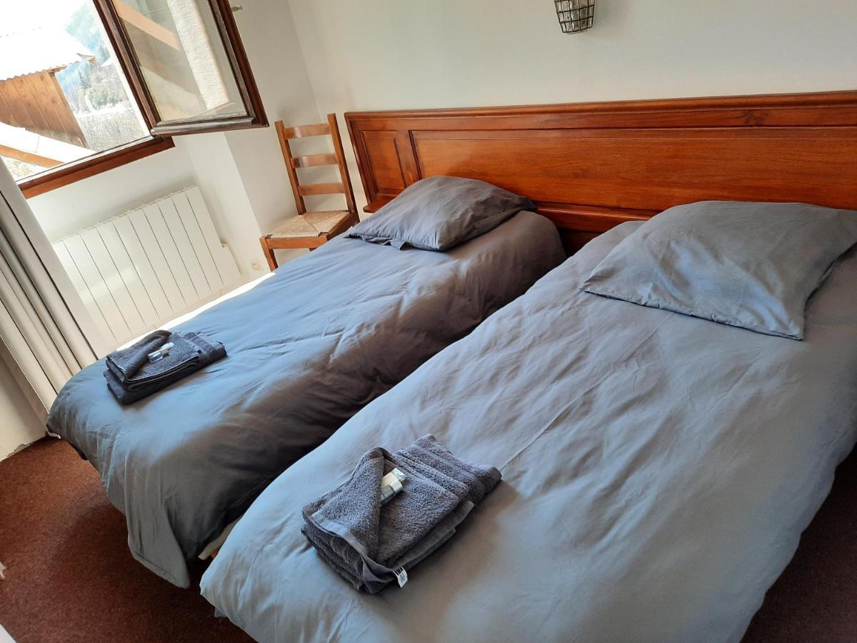 Auberge Roche Grande Entraunes Экстерьер фото
